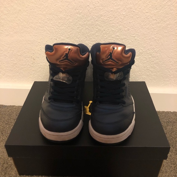 Jordan 5 bronze - Picture 3 of 6